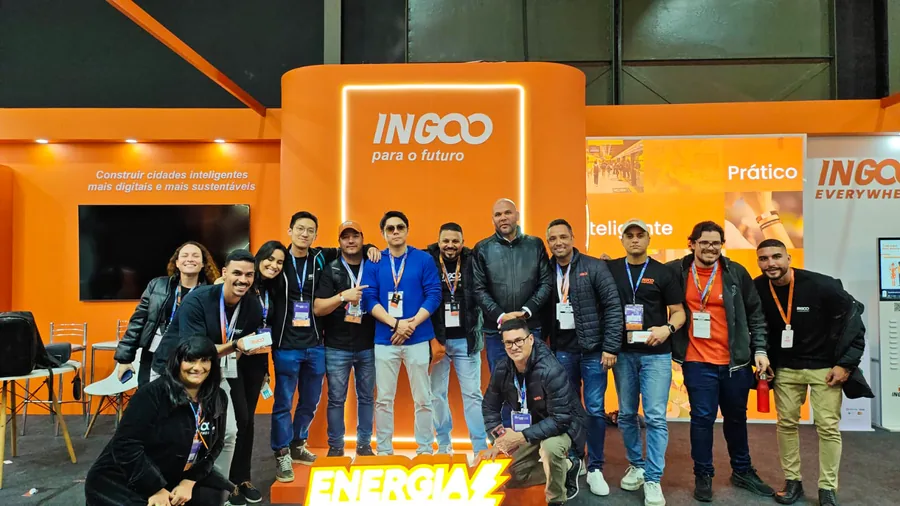 Equipe Ingoo em estande
